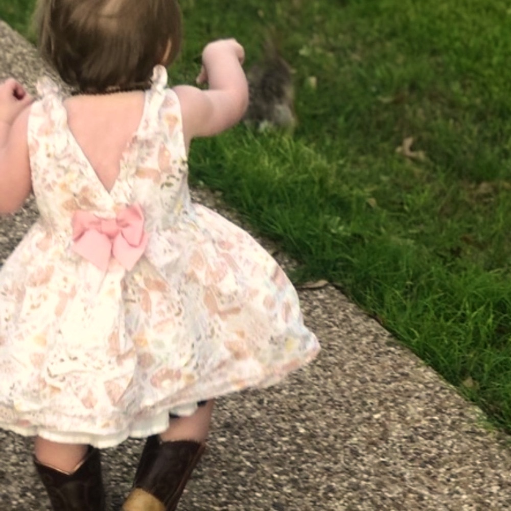 Little girls gorgeous Prairie pink & cream floral sleeveless dress!